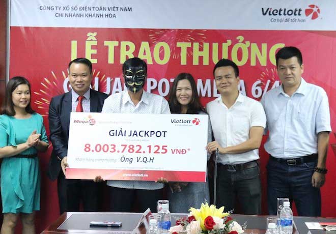 Nóng 24h qua: Trúng Vietlott nhờ "lộc" từ người thân đã mất Nóng 24h qua: Trúng Vietlott nhờ "lộc" từ người thân đã mất