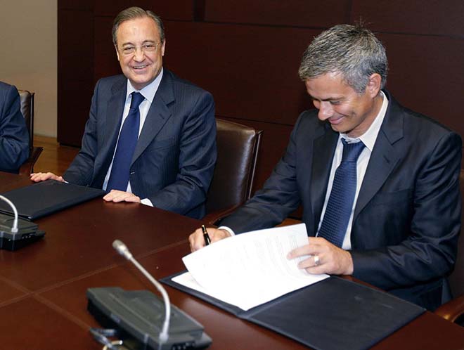 Real xây Dải ngân hà 3.0: "Đánh úp" MU, đưa Mourinho về Bernabeu Real xây Dải ngân hà 3.0: "Đánh úp" MU, đưa Mourinho về Bernabeu
