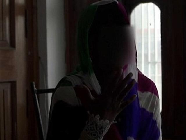 Đời tủi nhục của cô gái bị cả nhà chồng đánh sảy thai vì nghi mang bầu bé gái