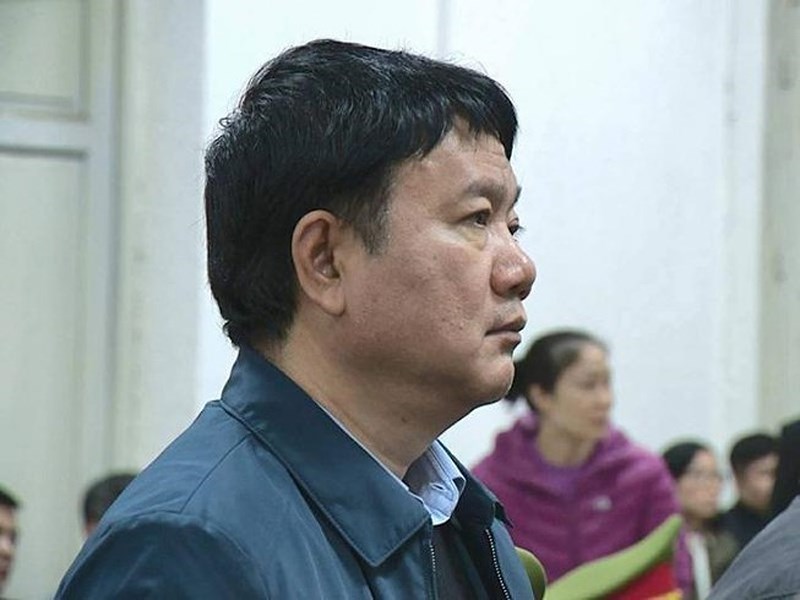 Ông Đinh La Thăng mời năm luật sư bào chữa Ông Đinh La Thăng mời năm luật sư bào chữa