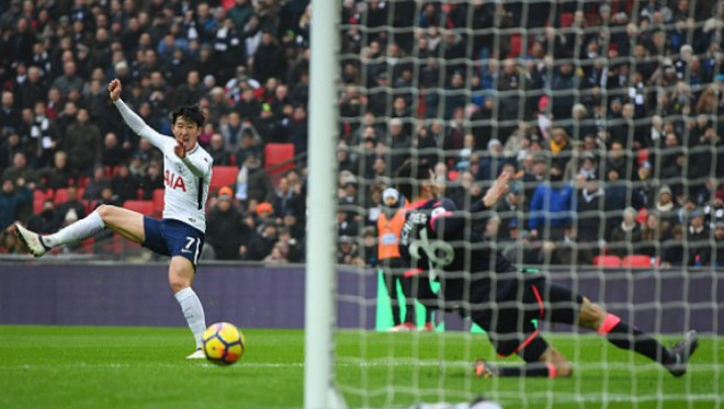 Tottenham - Huddersfield: 2 "cú đấm" chí tử từ Viễn Đông Tottenham - Huddersfield: 2 "cú đấm" chí tử từ Viễn Đông
