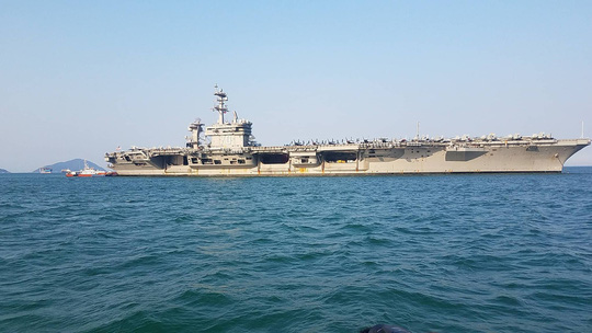 Tàu sân bay USS Carl Vinson đến Đà Nẵng: Mỹ ủng hộ Việt Nam vững mạnh, độc lập Tàu sân bay USS Carl Vinson đến Đà Nẵng: Mỹ ủng hộ Việt Nam vững mạnh, độc lập