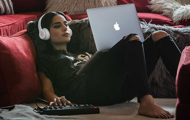 Apple sắp có tai nghe không dây cao cấp xịn hơn cả Beats