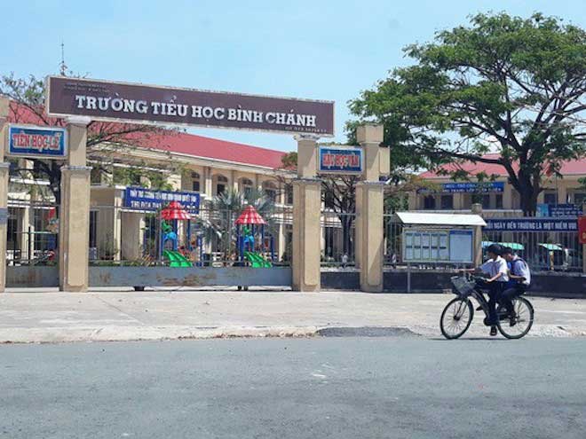 Nóng 24h qua: Bỏ phiếu khai trừ Đảng người bị tố “ép cô giáo quỳ 40 phút” Nóng 24h qua: Bỏ phiếu khai trừ Đảng người bị tố “ép cô giáo quỳ 40 phút”