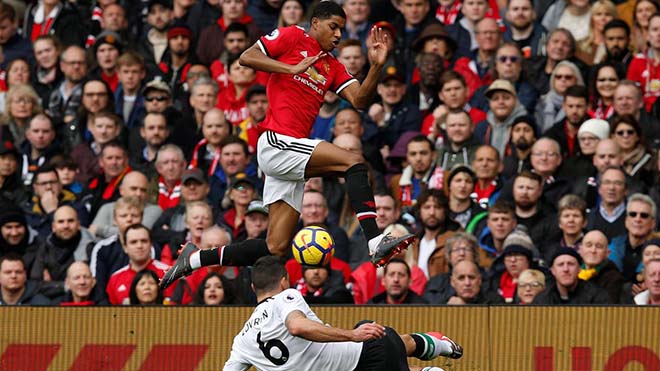 MU - Liverpool: "Ronaldo đệ nhị" chói sáng, kịch tính phút 90+6 - 2