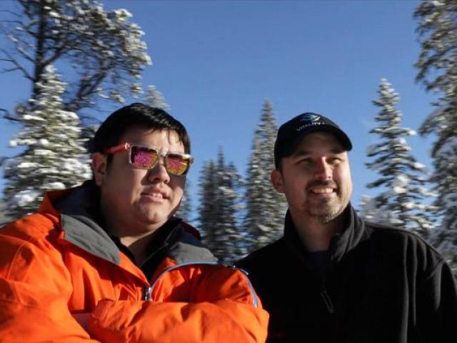 Chuyện lạ: Hai chàng trai đút túi hàng tỷ đồng nhờ bán... không khí