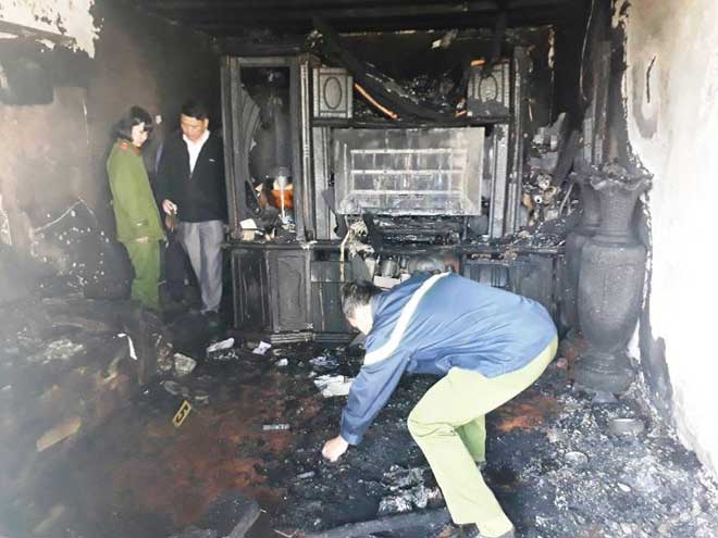 Cận cảnh hiện trường vụ cháy kinh hoàng làm 5 người tử vong ở Đà Lạt - 1