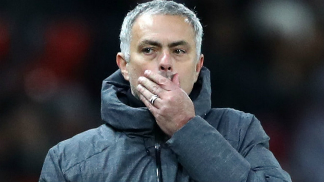 MU họp kín: Mourinho bị “hỏi tội”, ức mình đến PSG dẫn dắt Neymar MU họp kín: Mourinho bị “hỏi tội”, ức mình đến PSG dẫn dắt Neymar