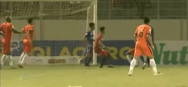 Đà Nẵng - Quảng Nam: Rực lửa derby, bùng nổ phút bù giờ Đà Nẵng - Quảng Nam: Rực lửa derby, bùng nổ phút bù giờ