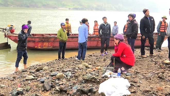 Nóng trong tuần: Thực hư thông tin “mẹ con sản phụ tử vong vì sinh con thuận tự nhiên” Nóng trong tuần: Thực hư thông tin “mẹ con sản phụ tử vong vì sinh con thuận tự nhiên”