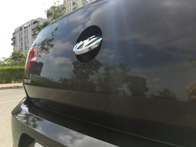 Soi chi tiết Volkswagen Passat 2018 giá 1,4 tỷ đồng: Đối thủ Toyota Camry - 14