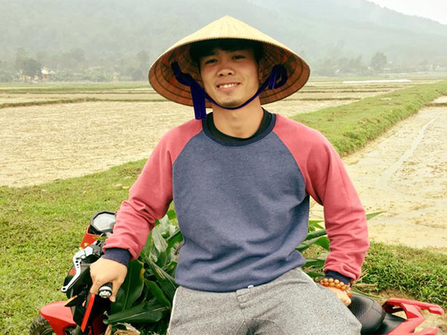 Công Phượng, Xuân Trường về quê đi cày: Có được lên tuyển? Công Phượng, Xuân Trường về quê đi cày: Có được lên tuyển?