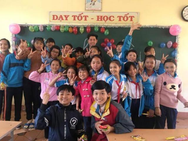 Giáo viên hợp đồng, phập phồng chỗ dạy