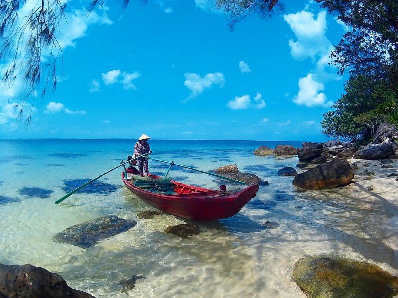 Trốn nóng hè ở 10 hòn đảo siêu đẹp của Việt Nam - 1