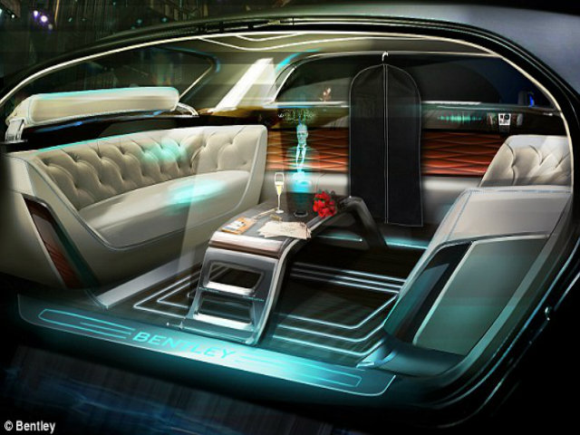 Cadillac dùng công nghệ thực tế ảo “câu khách” mua xe