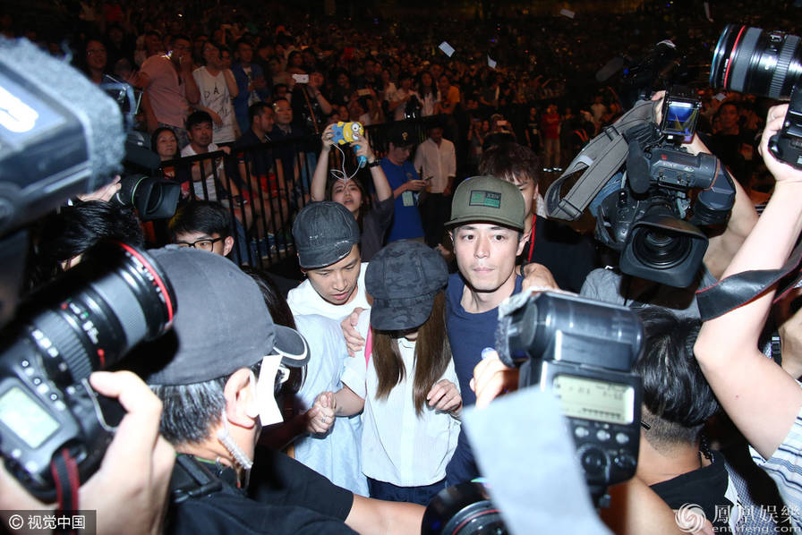 Lâm Tâm Như và bạn trai lần đầu xuất hiện công khai - 9