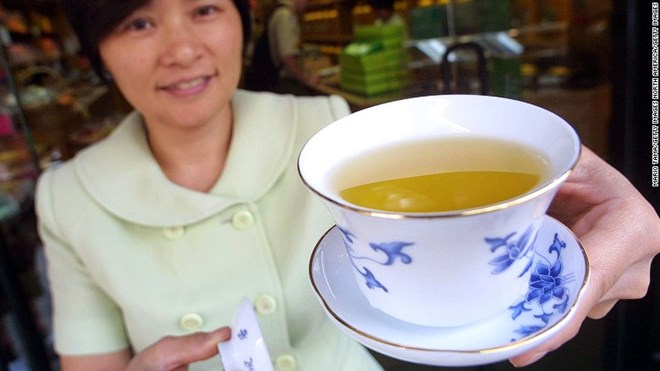Khoa học phương Tây khẳng định công dụng tuyệt vời của trà xanh - 1