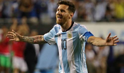 Messi - Ronaldo: 2 siêu sao & con đường rẽ 2 ngả Messi - Ronaldo: 2 siêu sao & con đường rẽ 2 ngả