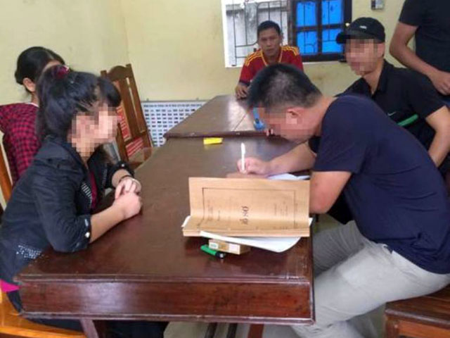 Giải cứu bé gái 15 tuổi bị lừa vào động mại dâm Giải cứu bé gái 15 tuổi bị lừa vào động mại dâm