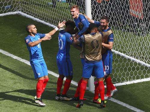 Tin nhanh Euro 29/6: Pháp trên Đức, Ý cửa vô địch Tin nhanh Euro 29/6: Pháp trên Đức, Ý cửa vô địch