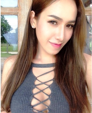 Hot girl Thái Lan công khai ảnh quá khứ gây sốc - 2