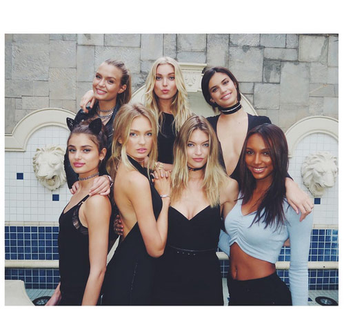 Các "bang hội" chân dài gây xôn xao vì quá xinh đẹp - 4