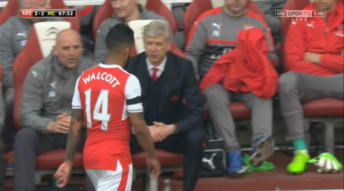 Arsenal suýt thua, 3 SAO bị tố "đâm sau lưng" Wenger Arsenal suýt thua, 3 SAO bị tố "đâm sau lưng" Wenger