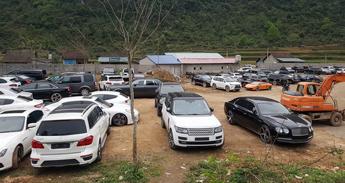 Dàn siêu xe phủ bụi chỏng chơ ở Cao Bằng - 3