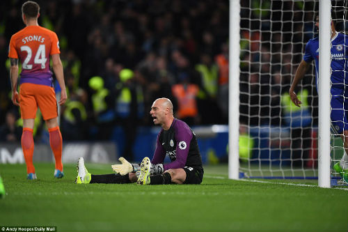 Man City: “Tào Tháo” Pep Guardiola và căn bệnh đa nghi - 1