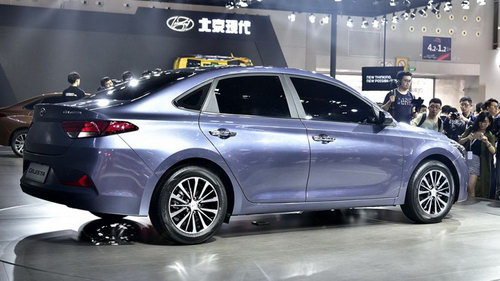 Hyundai Celesta: Xe Hàn giá rẻ chỉ 261 triệu đồng - 2