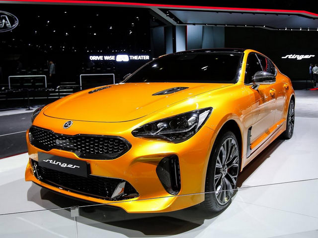 Kia Stinger: Sedan thể thao đầy hứa hẹn Kia Stinger: Sedan thể thao đầy hứa hẹn