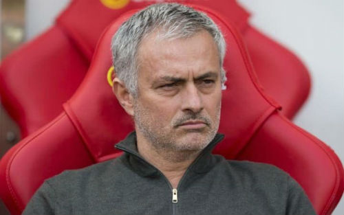 MU đua top 4 NHA: Ibra đòi chiến, Mourinho gạt phăng MU đua top 4 NHA: Ibra đòi chiến, Mourinho gạt phăng