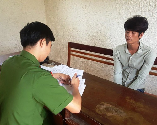 Trai "họ Sở" và những cái chết đau lòng vì clip sex Trai "họ Sở" và những cái chết đau lòng vì clip sex