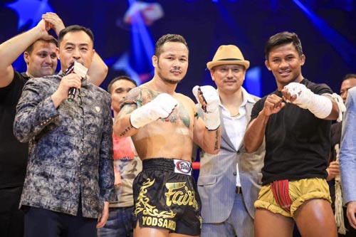 Triệu đô 10 năm có 1: "Thánh Muay Thái" đấu "Hổ dữ" Triệu đô 10 năm có 1: "Thánh Muay Thái" đấu "Hổ dữ"
