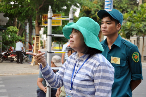 Nữ chủ tịch phường bị “dọa” khi dẹp loạn vỉa hè Nữ chủ tịch phường bị “dọa” khi dẹp loạn vỉa hè