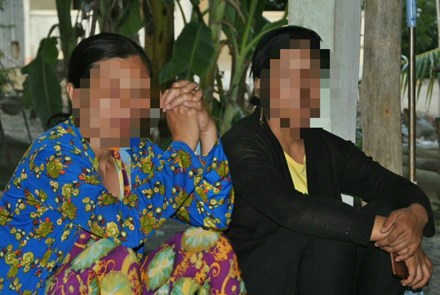 Cà Mau chỉ đạo điều tra vụ bé gái bị hiếp dâm, uất ức tự tử Cà Mau chỉ đạo điều tra vụ bé gái bị hiếp dâm, uất ức tự tử