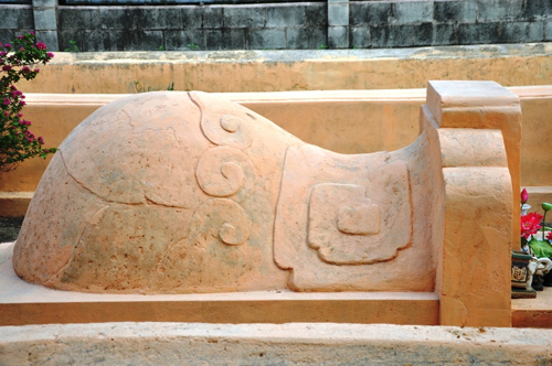 Giải mã bí ấn ngôi mộ cổ 130 năm giữa Sài Gòn - 8