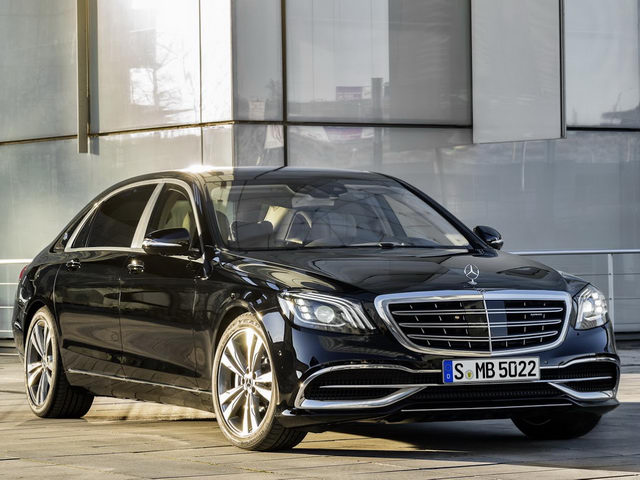 SUV Maybach G650 Landaulet giá ngất ngưởng 32,1 tỷ Đồng - ảnh 4 SUV Maybach G650 Landaulet giá ngất ngưởng 32,1 tỷ Đồng - ảnh 4