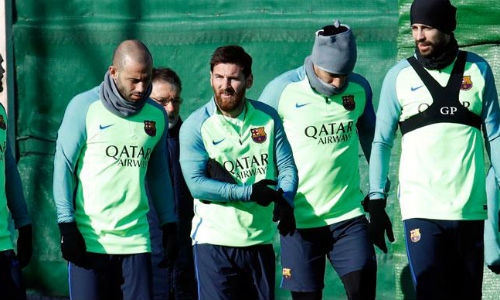 Messi lạm quyền: Rủ 4 công thần "vòi" tiền Barca Messi lạm quyền: Rủ 4 công thần "vòi" tiền Barca