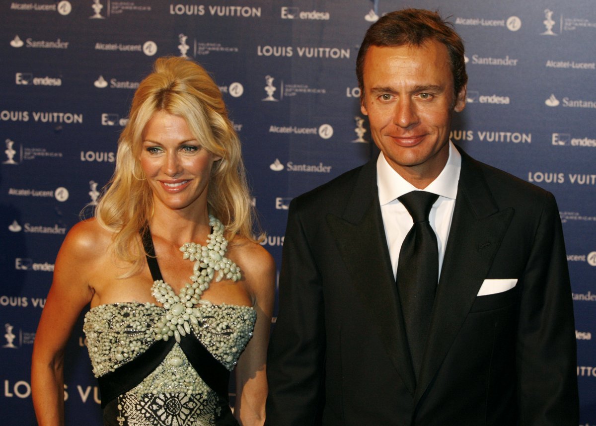 Chuyện ít biết về nữ tỷ phú giàu nhất nước Anh - 13