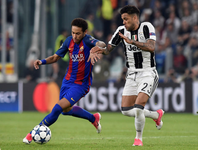 Sai lầm thế kỷ: Vì "hà tiện", Barca trả giá đắt với Alves Sai lầm thế kỷ: Vì "hà tiện", Barca trả giá đắt với Alves