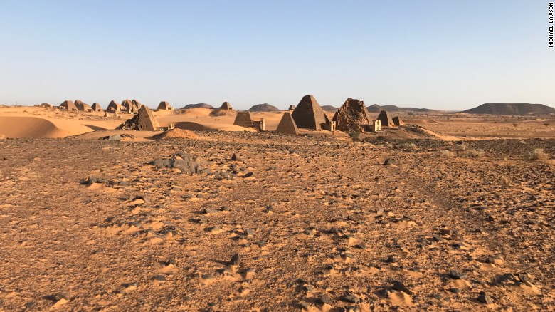 Phát hiện hàng trăm kim tự tháp &#34;ẩn mình&#34; ở Sudan - 5