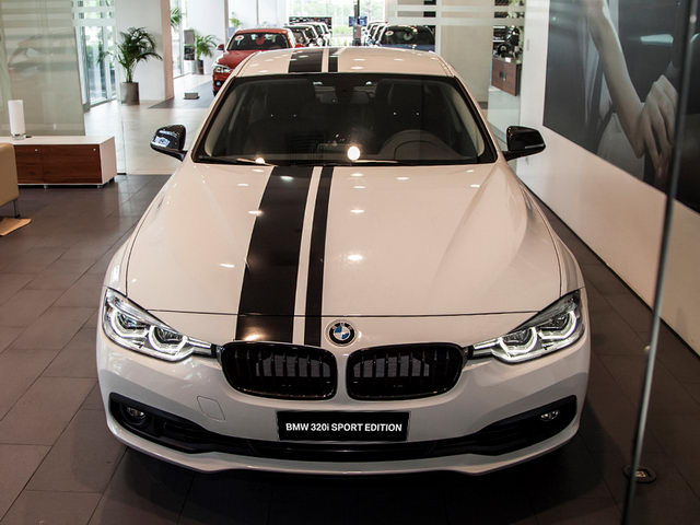 BMW 320i "thể thao" giá 1,667 tỷ đồng ở Việt Nam BMW 320i "thể thao" giá 1,667 tỷ đồng ở Việt Nam