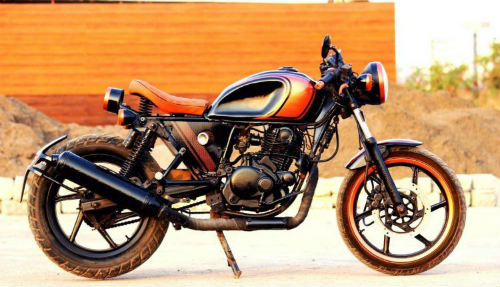Ngắm Bajaj Pulsar 200 DTS-i độ cafe racer của sinh viên - 1