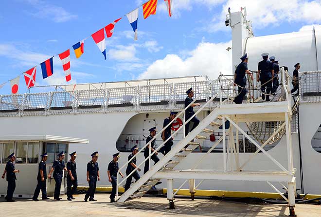 Cảnh sát biển Việt Nam nhận tàu tuần duyên từ Mỹ - 1