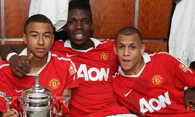 Pogba: "Con ghẻ" của Sir Alex hóa người hùng châu Âu của MU Pogba: "Con ghẻ" của Sir Alex hóa người hùng châu Âu của MU