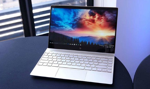 HP ra mắt 4 mẫu laptop mới với màn hình siêu “chất” - 3
