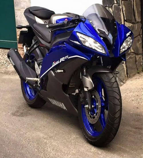 Biến Yamaha YZF-R15 thành YZF-R6 chỉ với 7 triệu đồng Biến Yamaha YZF-R15 thành YZF-R6 chỉ với 7 triệu đồng