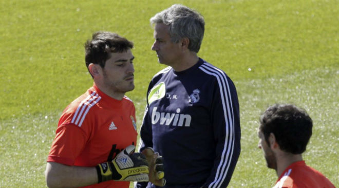 Real hết thời “cối xay” HLV: Biến Zidane thành “Sir Alex mới” Real hết thời “cối xay” HLV: Biến Zidane thành “Sir Alex mới”
