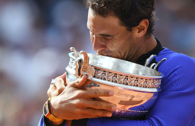 Sau 10 Roland Garros, Nadal "tổng tấn công" Federer Sau 10 Roland Garros, Nadal "tổng tấn công" Federer